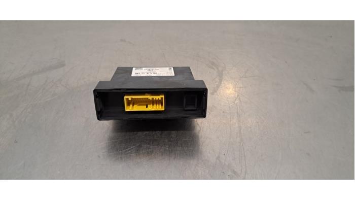 Ordinateur éclairage Peugeot 5008