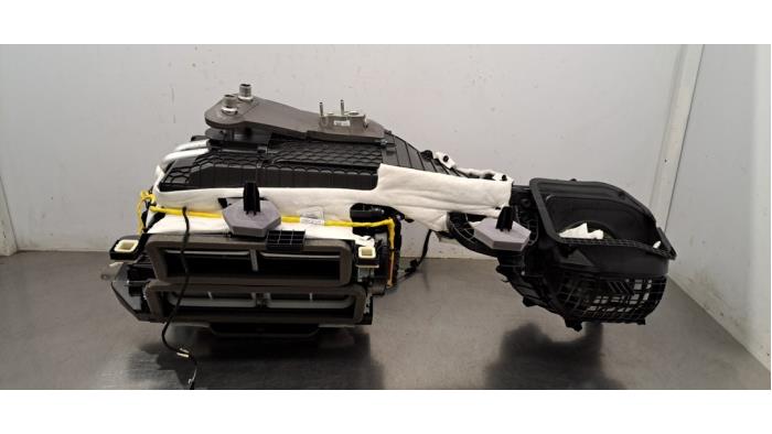 Boîtier chauffage Peugeot 5008