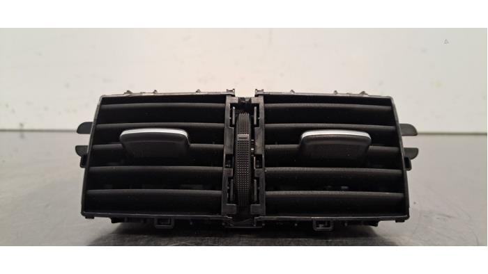 Grille aération tableau de bord Nissan X-Trail
