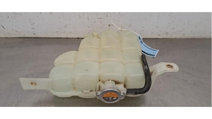 Réservoir d'expansion Renault Alaskan