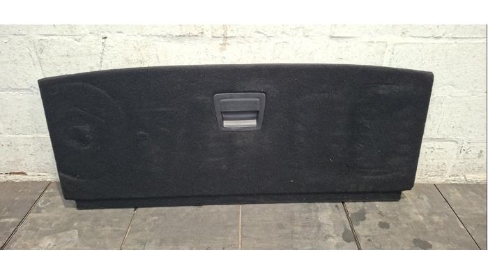 Plage arrière Peugeot 5008