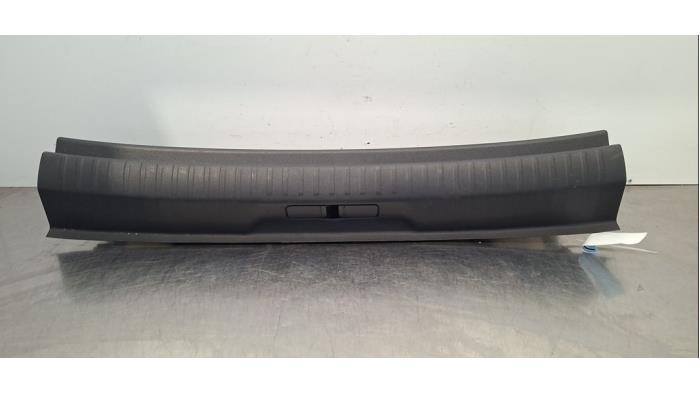 Couverture capteur serrure arrière Peugeot 5008