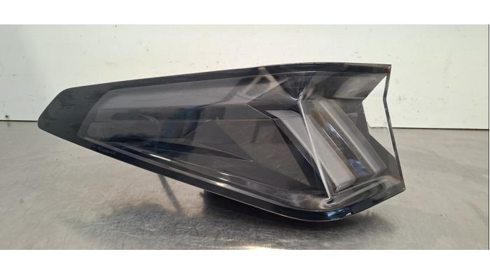 Feu arrière gauche Peugeot 5008