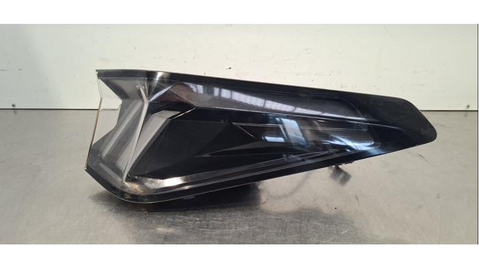 Feu arrière droit Peugeot 5008