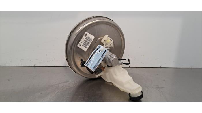 Assistant de freinage Peugeot 5008