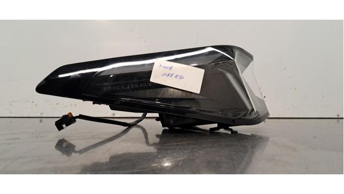 Feu arrière gauche Peugeot 3008