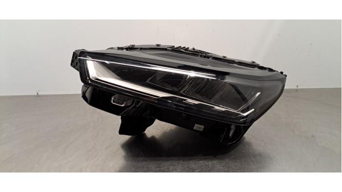 Phare gauche Peugeot 3008