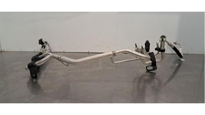 Tuyau clim Peugeot 3008