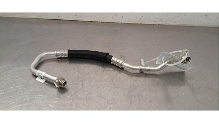 Tuyau clim Peugeot 3008