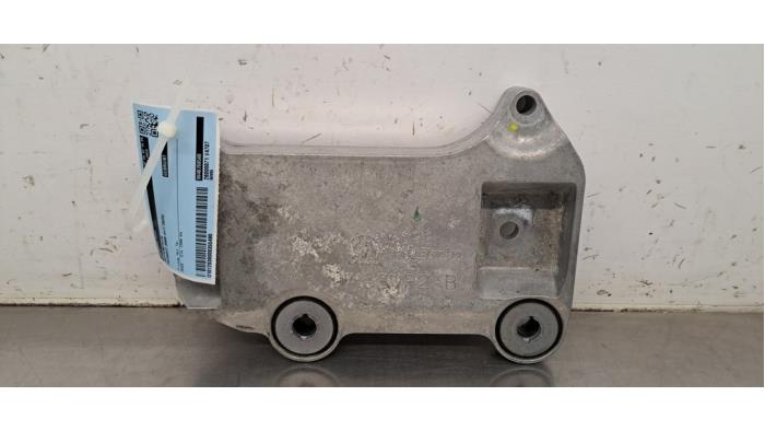 Support moteur Peugeot 3008