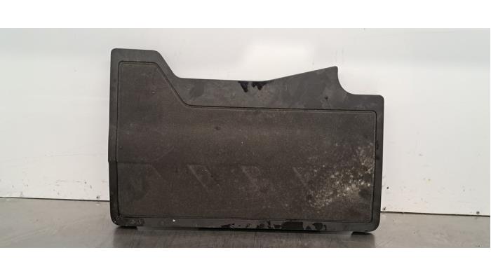 Plaque de protection moteur Peugeot 308