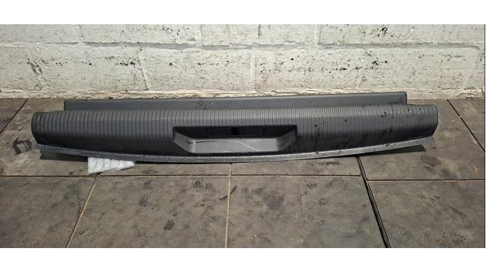 Couverture capteur serrure arrière Peugeot 308