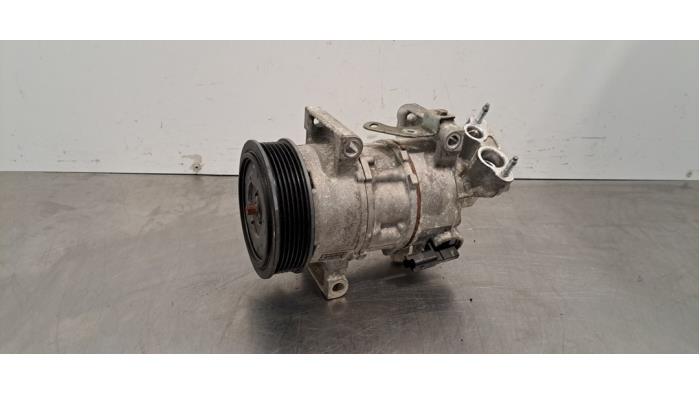 Pompe clim Peugeot 2008