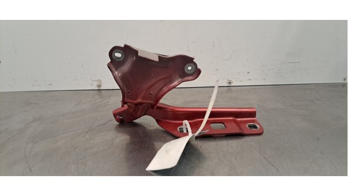 Charnière capot Peugeot 308