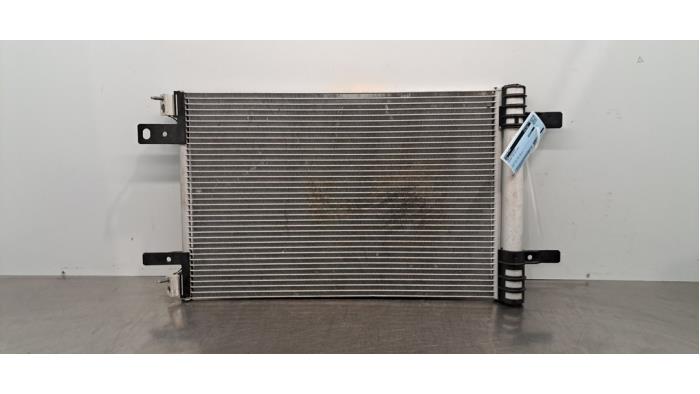 Condensateur clim Peugeot 308