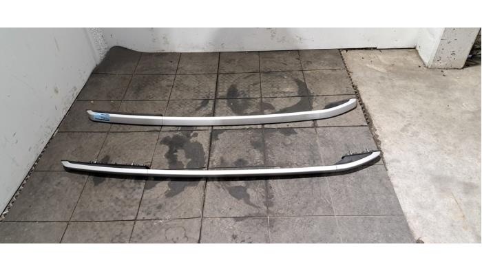 Kit rails de toit Peugeot 2008