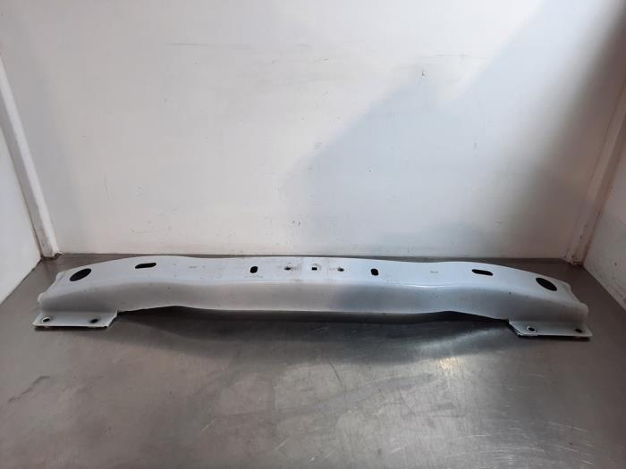 Cadre pare-chocs arrière Renault Master