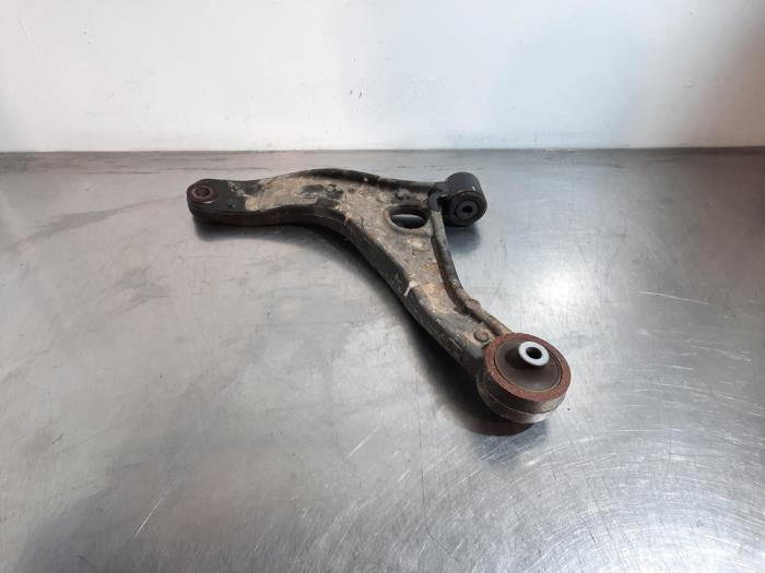 Bras de suspension avant gauche Renault Master