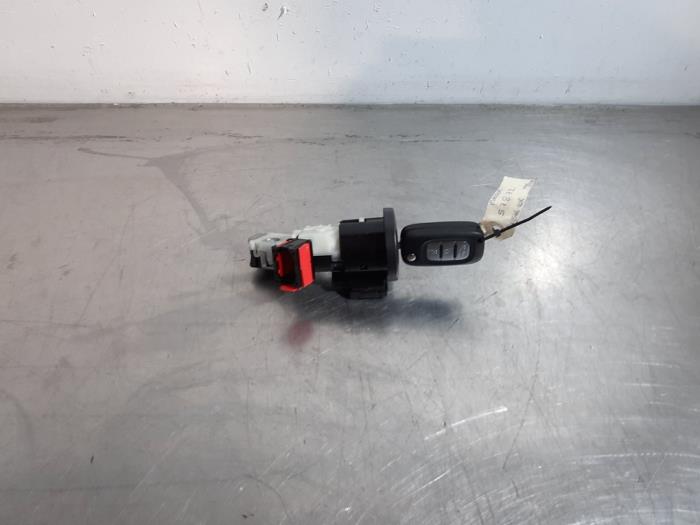 Serrure de contact + clé Renault Master