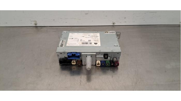 Module radio Peugeot 3008