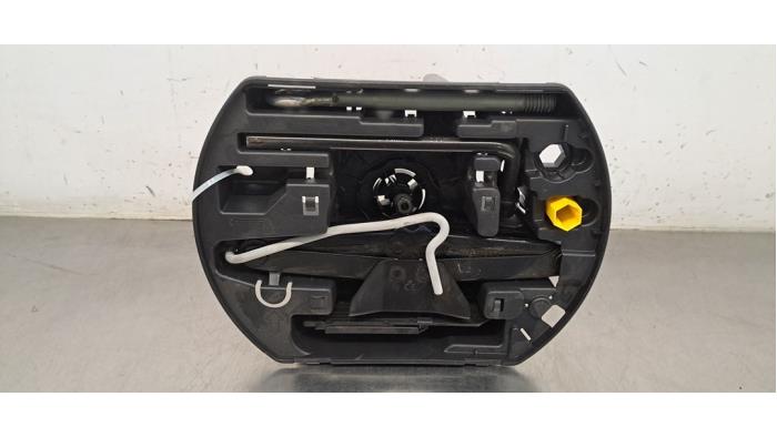 Ensemble cric Peugeot 308