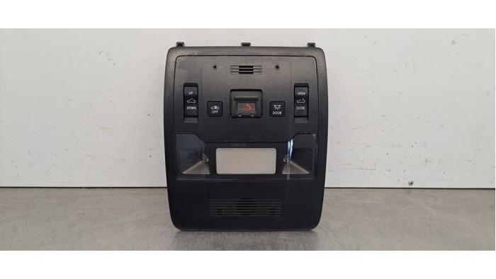 Eclairage intérieur avant Lexus UX