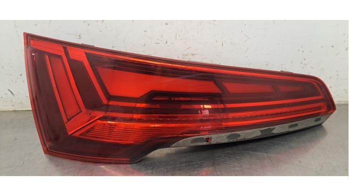 Feu arrière gauche Audi Q5