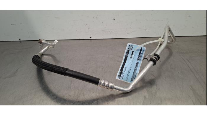 Tuyau clim Peugeot 308