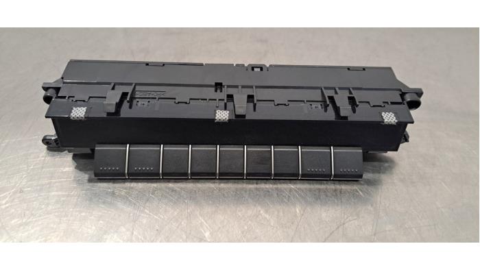 Panneau de commande clim Lexus UX