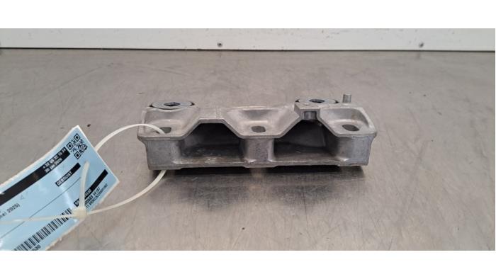 Support (divers) Peugeot 3008