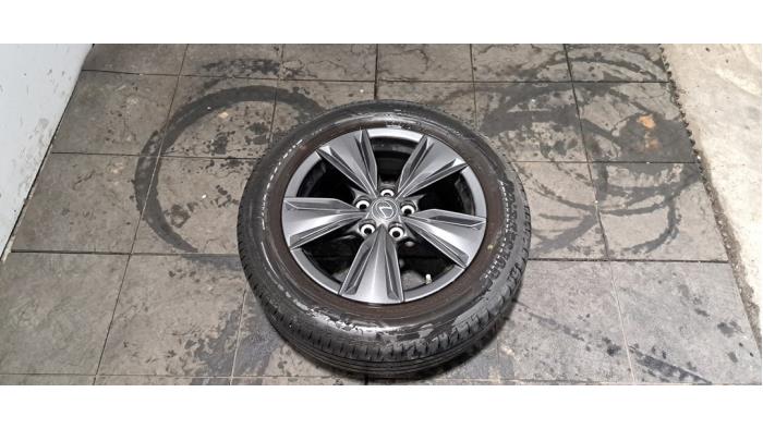 Jante + pneumatique Lexus UX