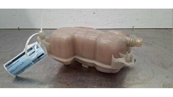 Réservoir d'expansion Mercedes CLA