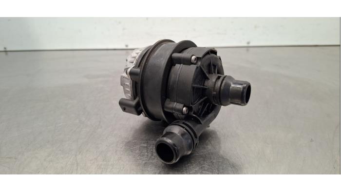 Pompe à eau supplémentaire Mercedes CLA