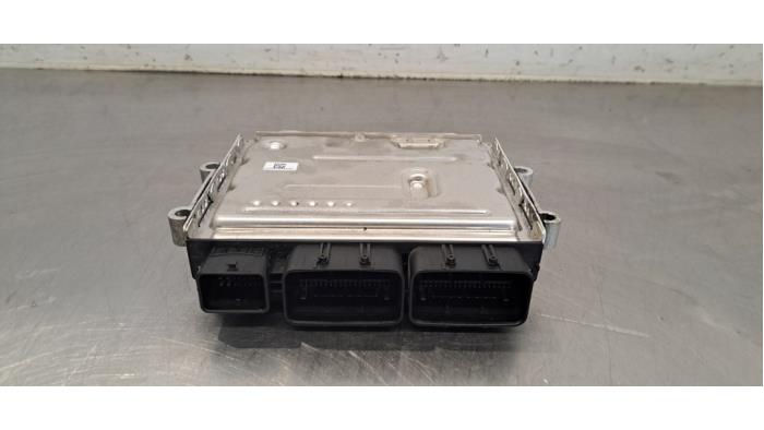 Ordinateur gestion moteur Dacia Duster