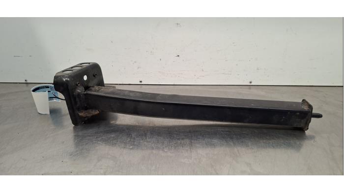 Support partie avant Peugeot 3008