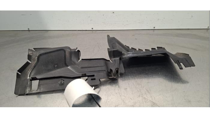 Guidage d'air Peugeot 308