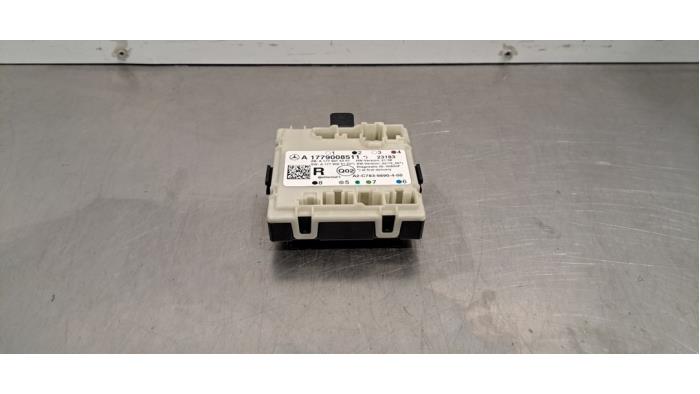 Module verrouillage central des portes Mercedes CLA