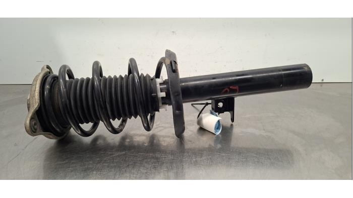 Amortisseur avant gauche Mercedes CLA
