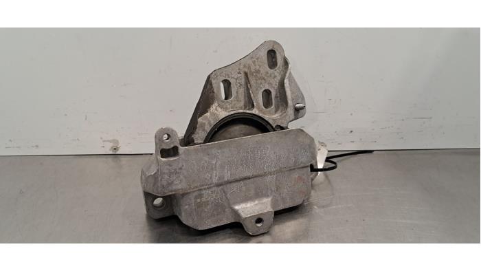 Support moteur Mercedes CLA