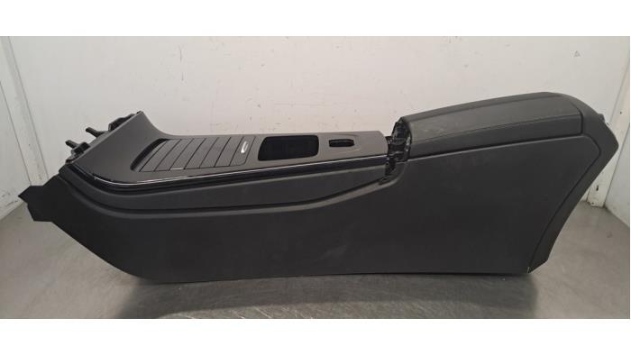 Console centrale Mercedes CLA