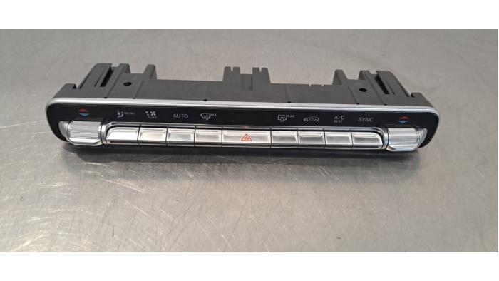 Panneau de commande clim Mercedes CLA