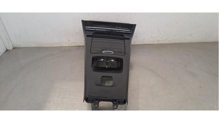 Compartiment de rangement Mercedes CLA