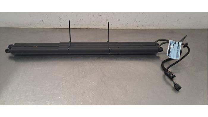 Kit amortisseur couvercle coffre Porsche Cayenne