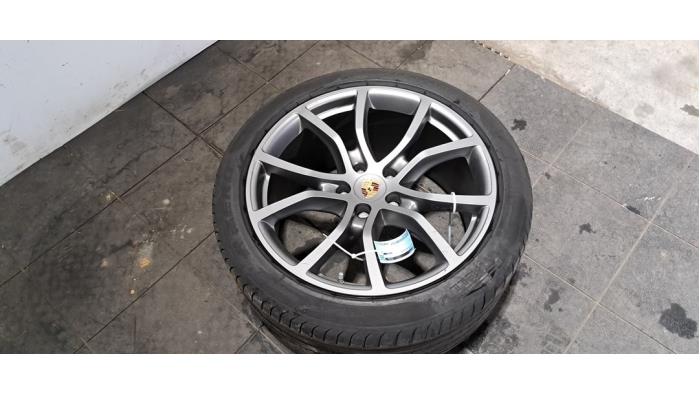 Jante + pneumatique Porsche Cayenne