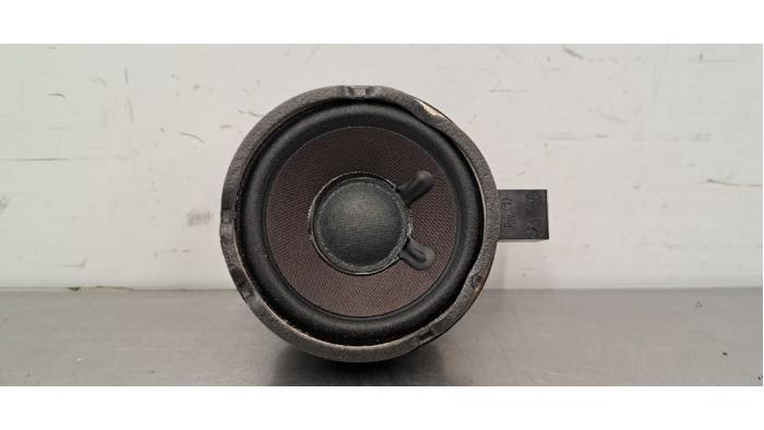 Haut-parleur Mercedes CLA