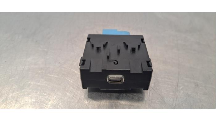 Connexion USB Mercedes GLC-Klasse