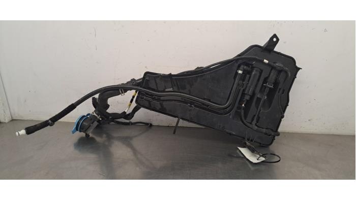 Réservoir lave-glace avant Alfa Romeo Stelvio