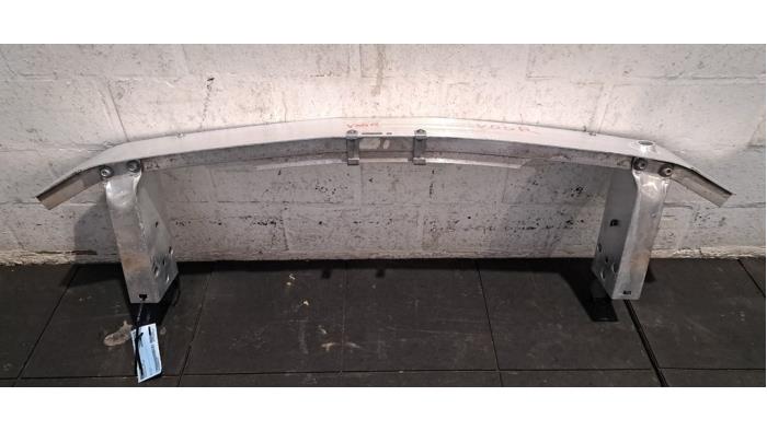 Cadre pare-chocs avant Mercedes CLA