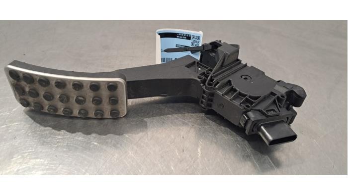 Pédale d'accélérateur Mercedes CLA