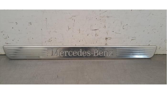 Bande décorative Mercedes CLA